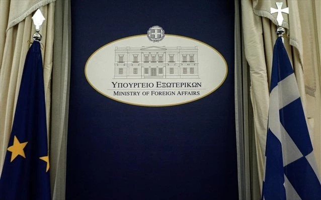 «Ξύπνησε» το ΥΠΕΞ και απαντάει στις προκλήσεις των Αλβανών: «Δώστε εξηγήσεις για τους 52 Έλληνες – Μην δυναμιτίζετε το κλίμα»